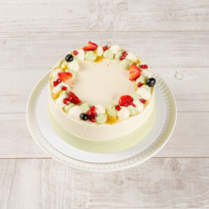 Strawberry Pistachio Mint Cake - imagine 3