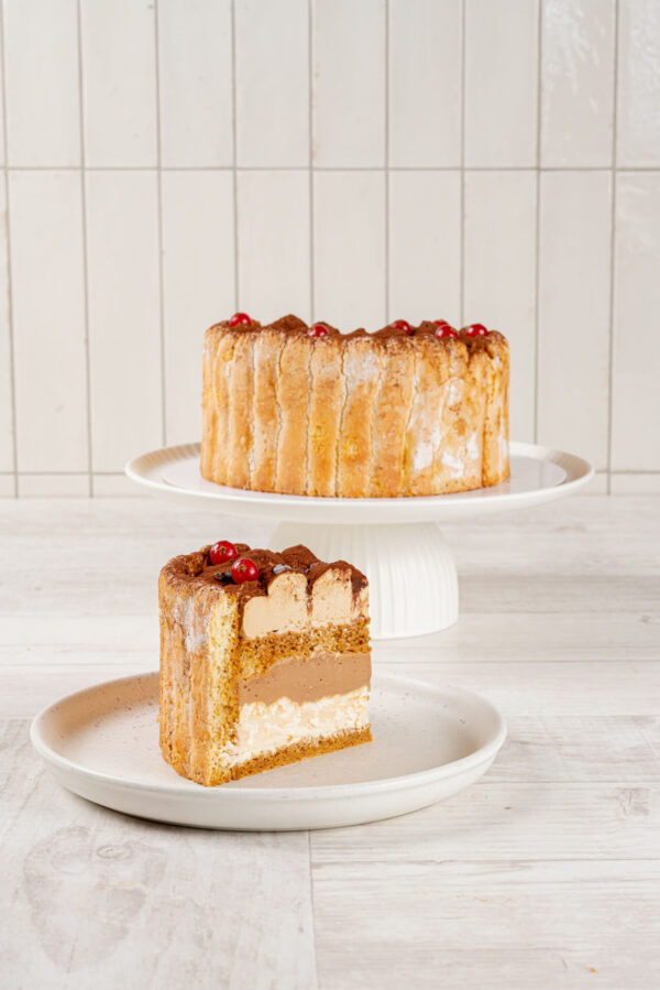 Tiramisu Cake