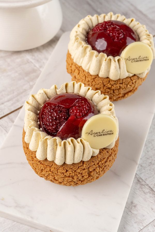 Pistachio - Raspberry Choux