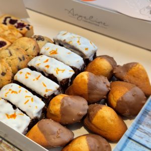 Cutia cu mix de patiserie pentru cafea - imagine 3