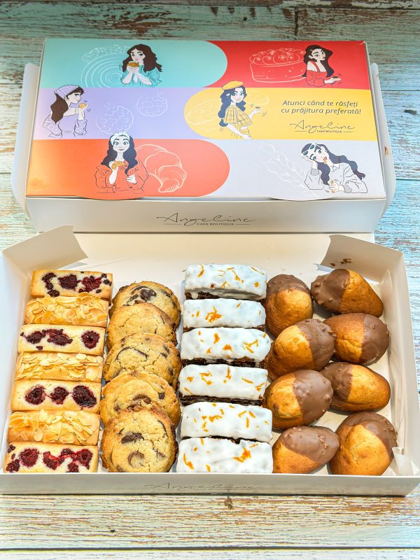 Cutia cu mix de patiserie pentru cafea